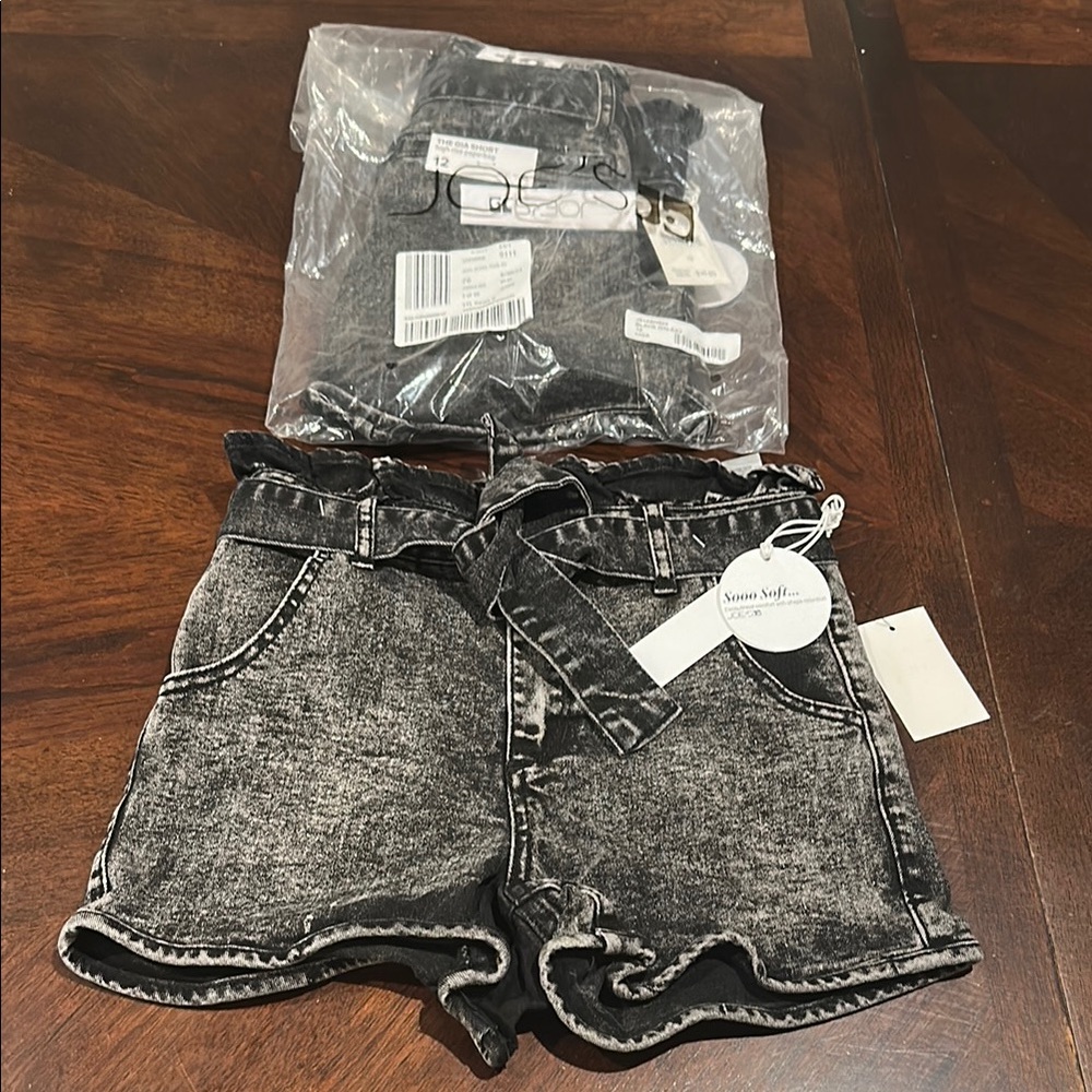 Joe's Jeans Girls' Gia Regular Fit
Belted Denim Shorts